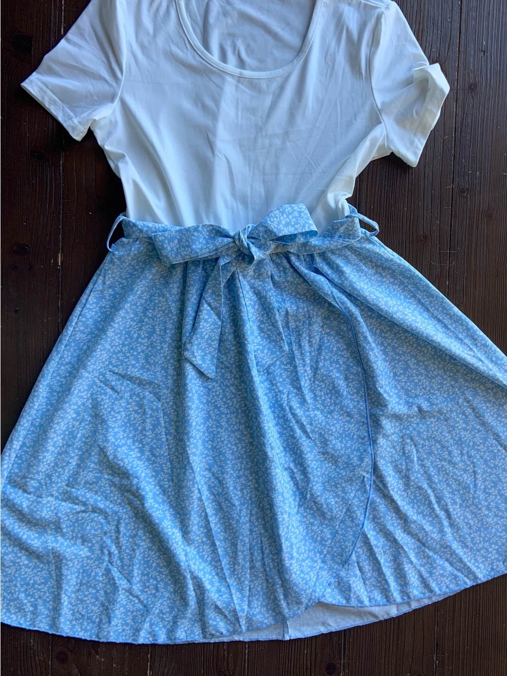 & Other Stories Blue Floral Tie-Waist Casual Dress